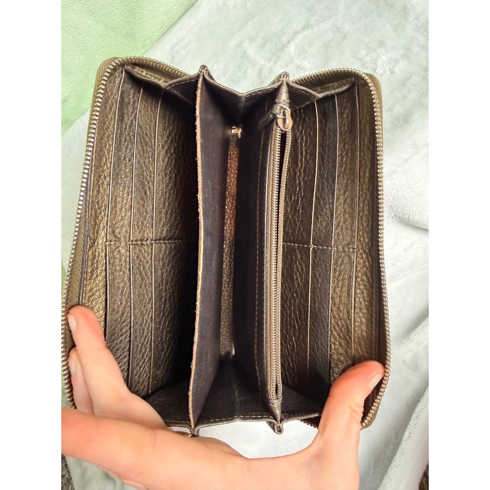 Gucci Bamboo Tassel Zip Around Wallet Bronze Metallic Pebbled Leather 307984 - Picture 7 of 10